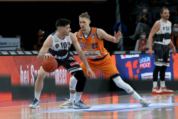 成功化解了 成功化解了